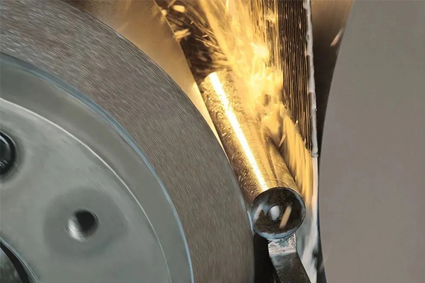 無(wú)心磨床通磨工件現(xiàn)象。