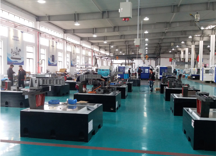 高精密磨床車間實(shí)拍 高精密磨床車間實(shí)拍